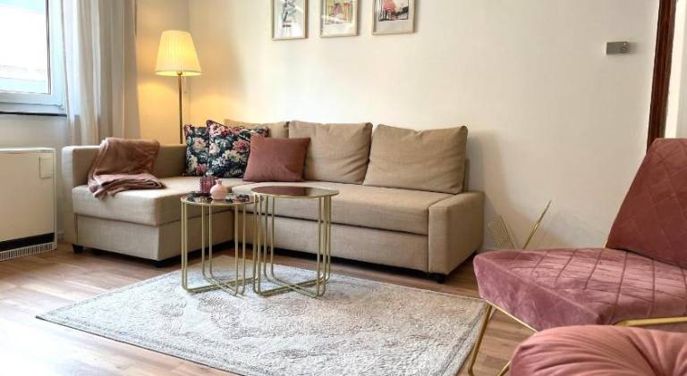 Holiday apartment with 2 rooms for 6 persons in Friedrichshafen
