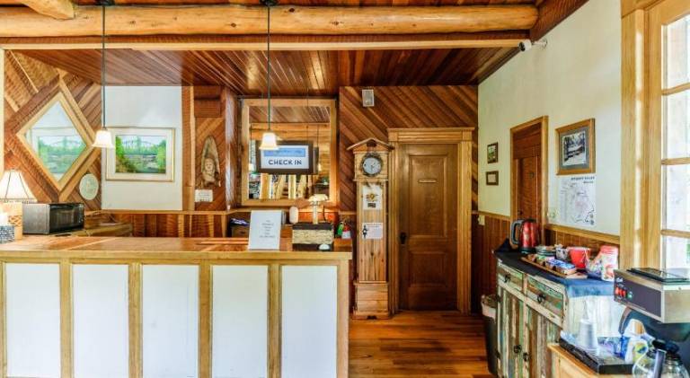 The Lindsay Lodge — photo 5