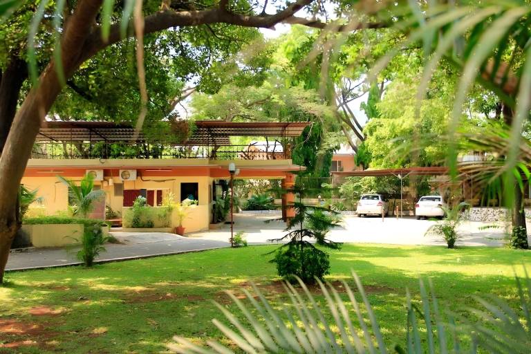 Rental apartment with BBQ & pool | Perfect for remote work | Dogs allowed — photo 4