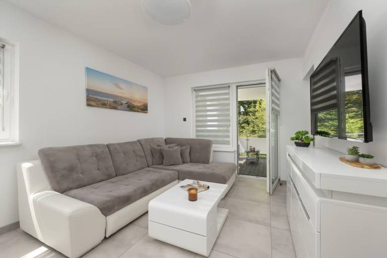Family-oriented wonderful holiday apartment with patio | Pets allowed in Swinoujscie
