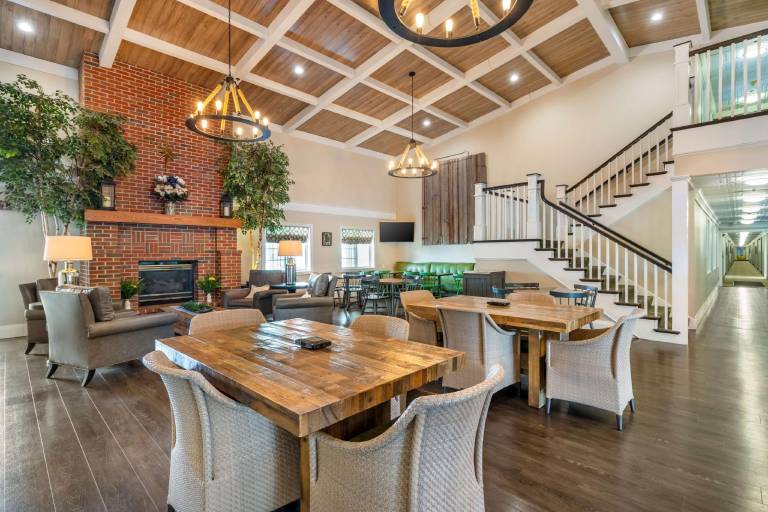 Best Western Plus University Park Inn & Suites in Ames, IA