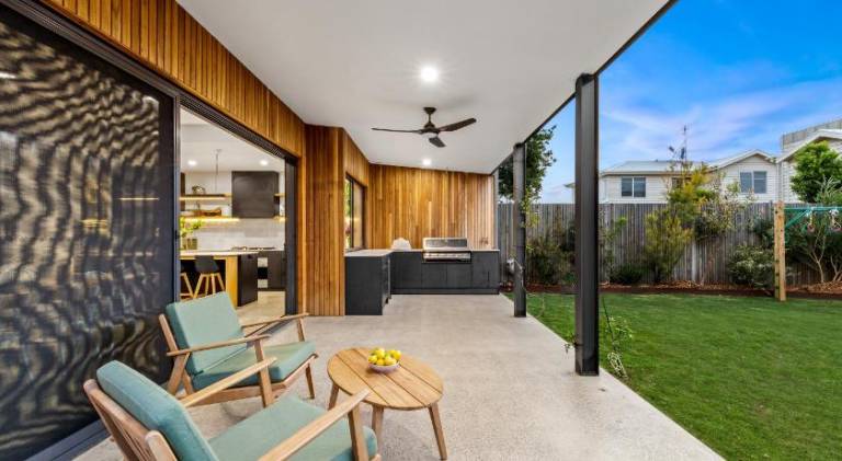 200 m&sup2; Ferienhaus