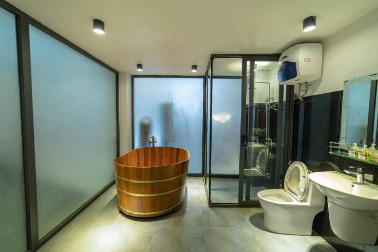 Villa with patio & pool | Pet-friendly in Da Lat
