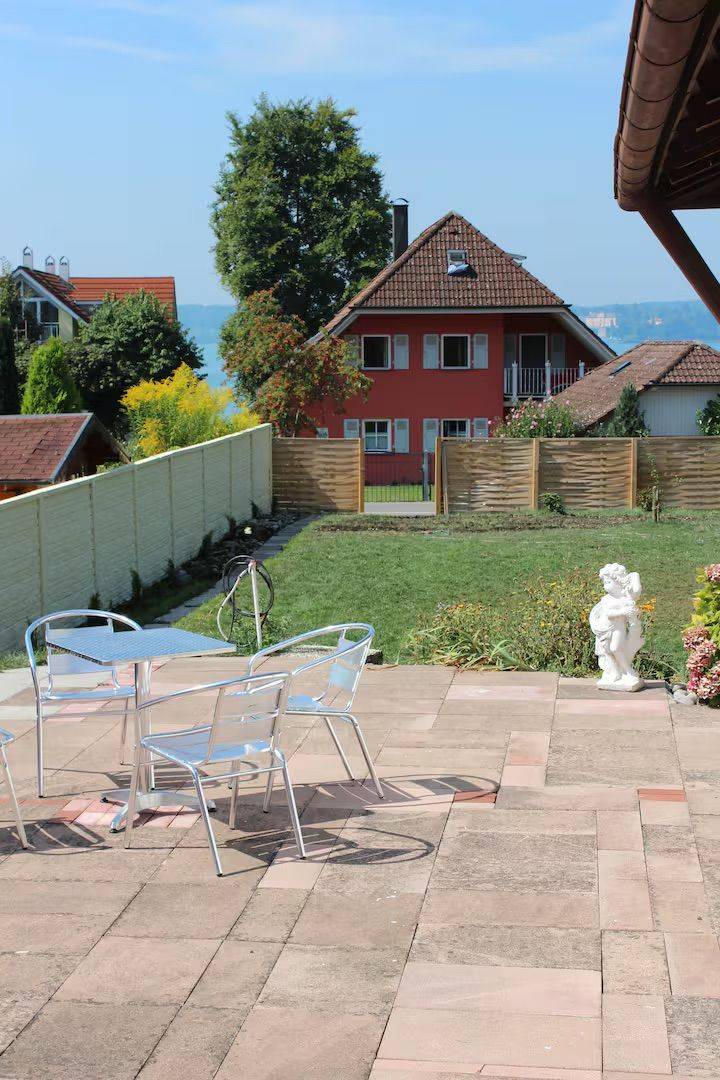Casa Constantinus – Komfortables Ferienhaus mit Garten und Seenähe in Uhldingen-Mühlhofen — photo 2