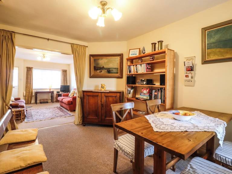 Cottage Deal