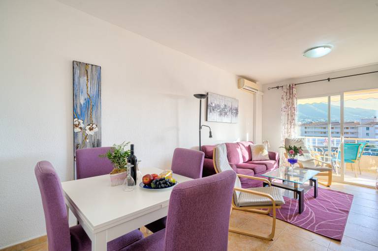 Fully equipped beautiful holiday apartment with pool, garden & fast internet | Mountain view | Dogs allowed — photo 4