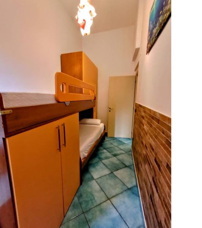 Rental apartment with 2 rooms for 5 persons — photo 4