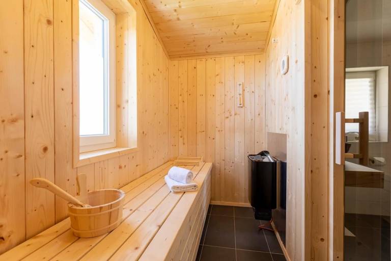 Beautiful rental apartment with sauna | Mountain view | Pets allowed — photo 3