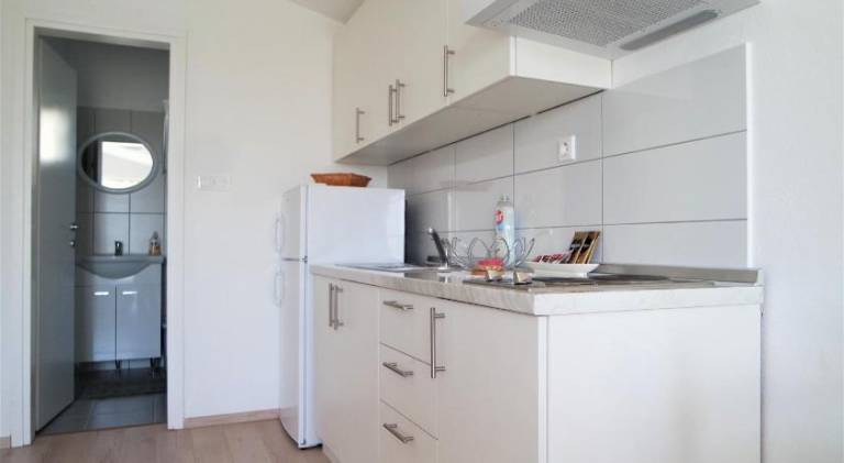 Rental apartment with barbecue & garden — photo 3