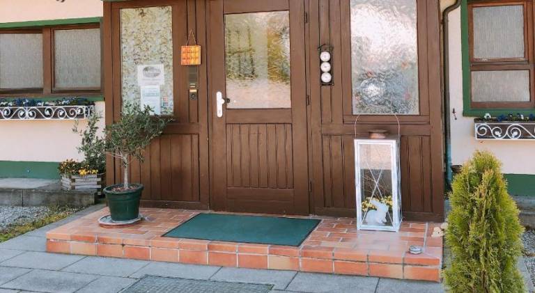 Gastehaus Ehebachhof Hotel Garni in Muellheim