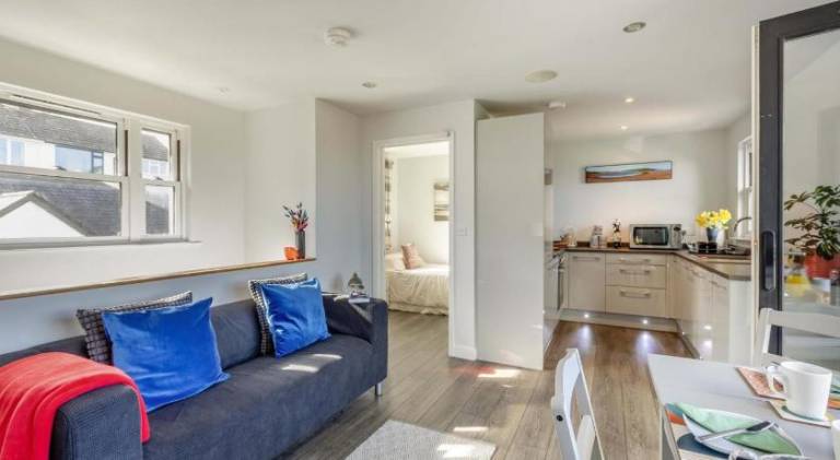 Apartment | Pet-friendly — photo 2