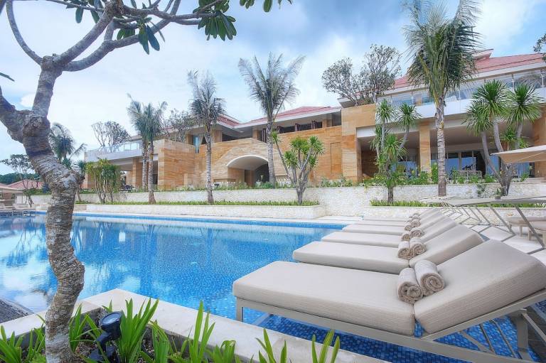 Resort  Nusa Dua Beach