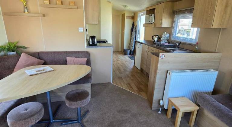 Thornwick bay- xantus grange 60 — photo 5