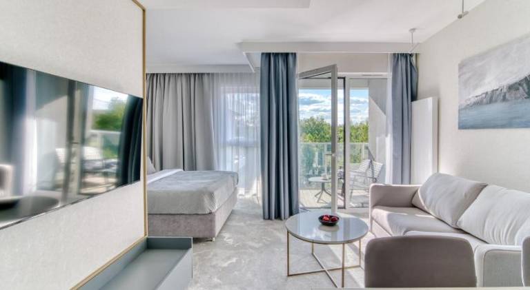 Serviced apartment with sauna, pool & patio | Pets are welcome — photo 2