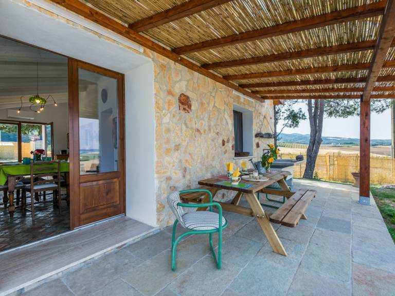 Fully equipped lovely house with terrace, private pool & yard | Nature view | Pet-friendly — photo 5