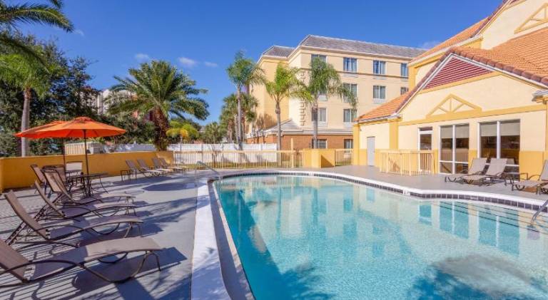 La Quinta Inn & Suites by Wyndham Orlando Universal area — photo 3