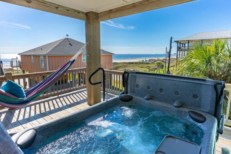 House with yard, jacuzzi & grill | Beach view — photo 2