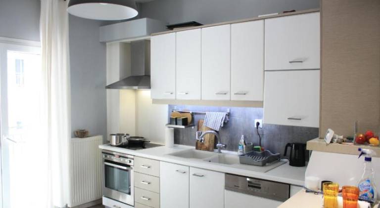 Apartment with terrace — photo 3