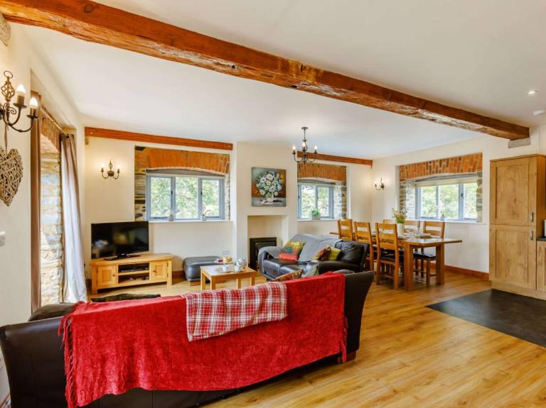 Wonderful cottage with hot tub, yard & terrace | Dogs allowed — photo 5