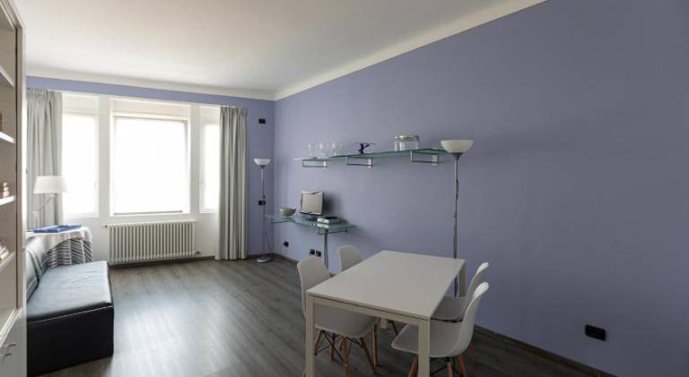Serviced apartment with patio | Beach nearby | Dogs allowed — photo 2