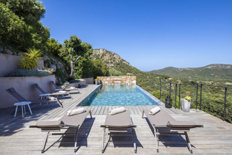 Villa with grill, private pool & terrace | Sea view — photo 4