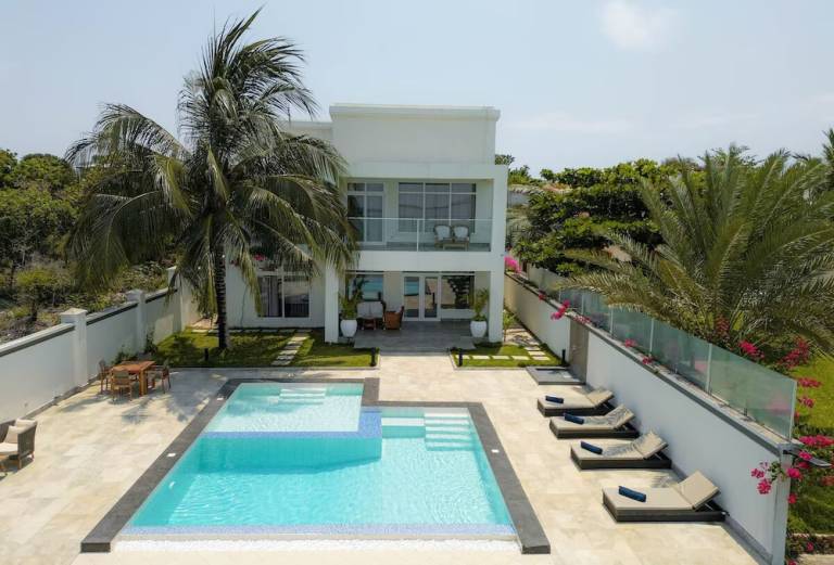 Villa Bweleo