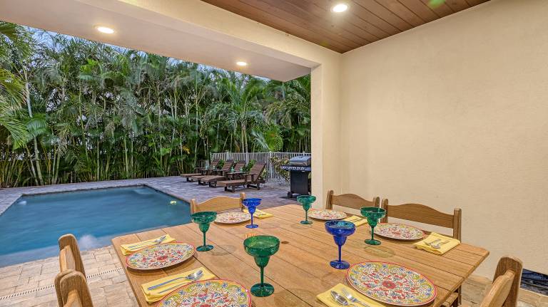 House with private pool, garden & barbecue — photo 3