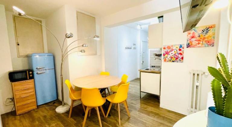 Apartment | Next to Two Towers — photo 2