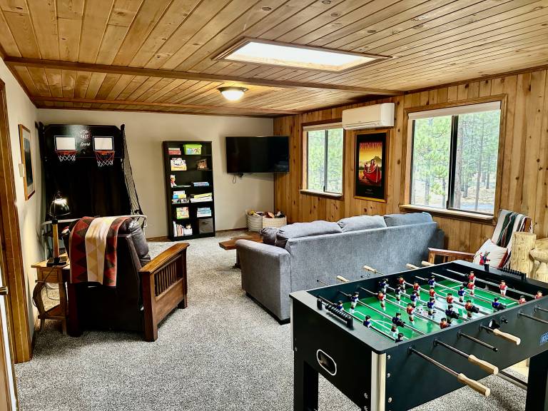 House with jacuzzi, BBQ & pool | Suitable for remote work — photo 3