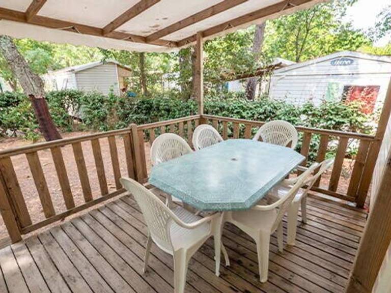 Family-friendly mobile home with terrace & pool | Pet-friendly — photo 5