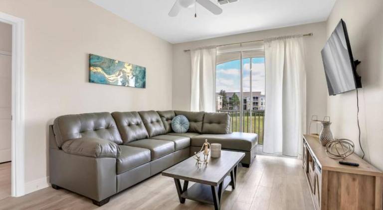 Big Condo 3 bedrooms, Pool in Kissimmee, FL