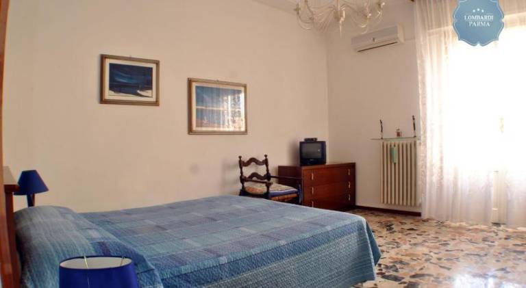 Apartment with 3 rooms for 6 persons in Parma