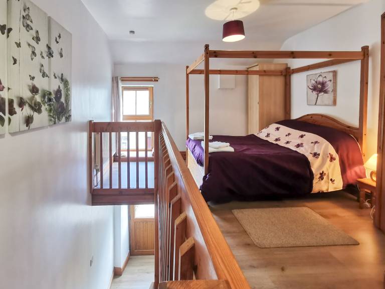 Family-friendly beautiful cottage with jacuzzi, yard & barbeque | Dogs allowed — photo 5