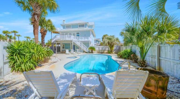 House with hot tub & pool | Close to the beach | Pets are welcome — photo 3