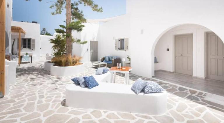 Holiday apartment with hot tub, BBQ & yard | Good for workation — photo 3
