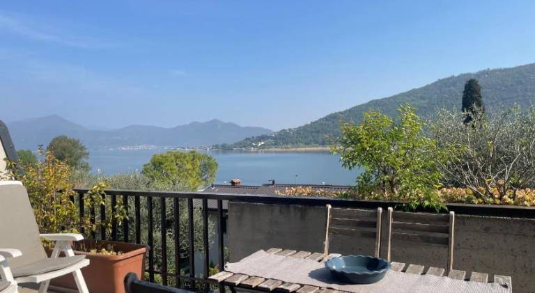 Vacation home with 1 room for 4 persons in Paratico