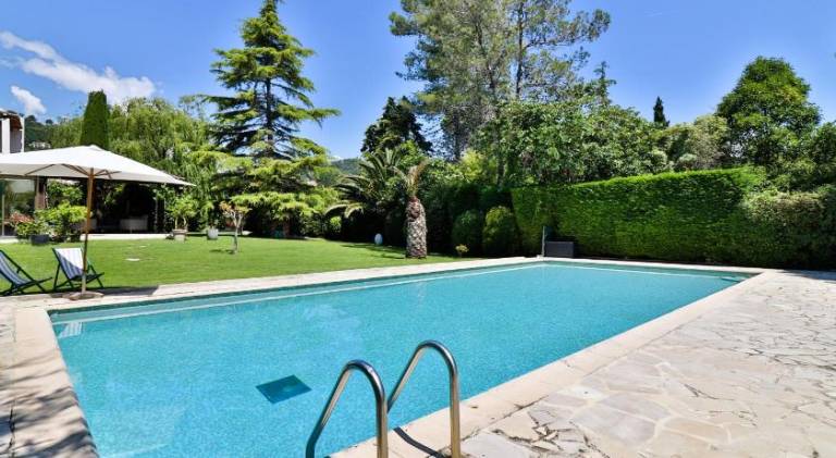 Vacation home with terrace, private pool & garden | Dogs allowed — photo 4