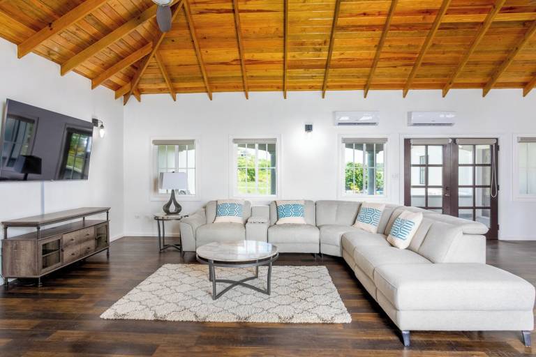 Villa Cedar Grove