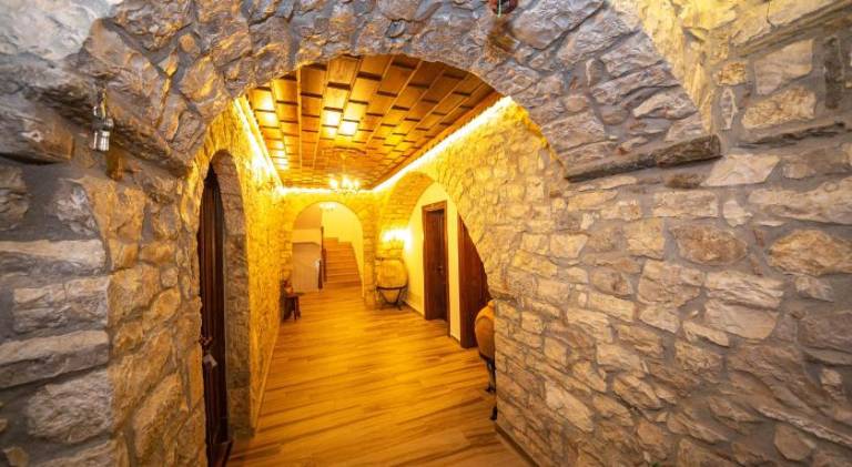 Berati Castle Hotel — photo 2