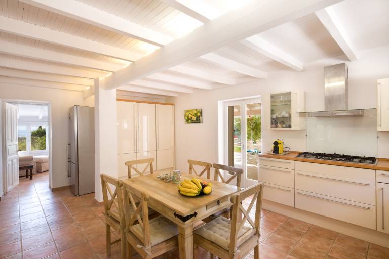 Old Olive Press Dream Holiday Home Sea - Mountain Panorama' with Wi-Fi — photo 5