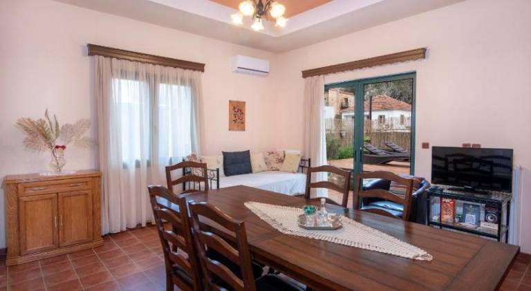 Fully equipped lovely vacation home with jacuzzi, garden & barbeque | Suitable for remote work | Pets are welcome — photo 4