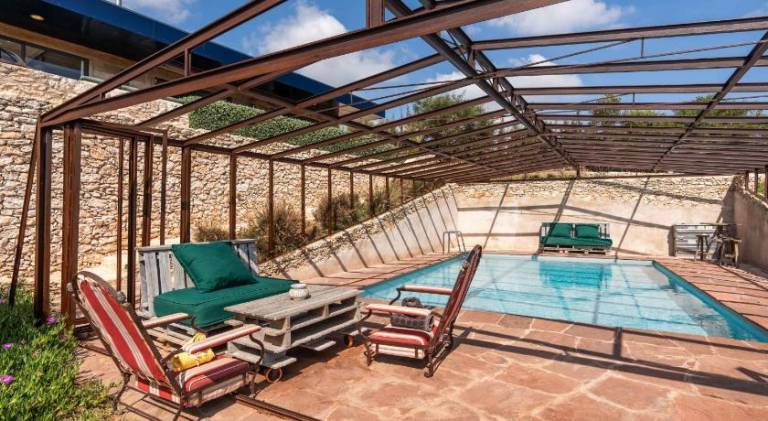 Chalet with garden, terrace & private pool | Perfect for remote work | Pets allowed — photo 4