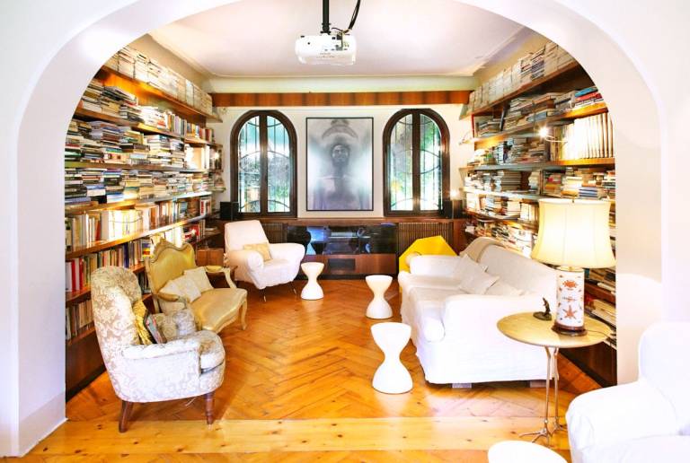 Family-oriented beautiful villa with private pool, patio & yard | Pets allowed — photo 4
