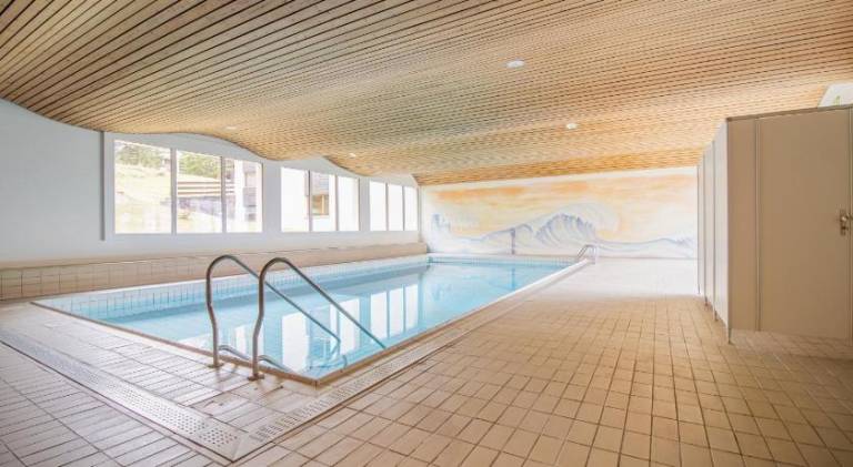 Rehwiesa C24 - Alpenstudio mit Weisshornblick - Hallenbad-by Arosa Stay — photo 2