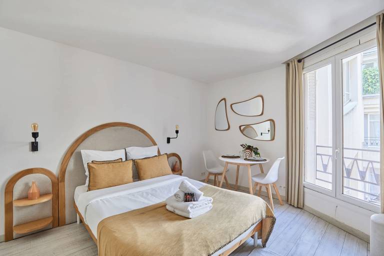Lovely holiday apartment | Near Eiffel Tower | Suitable for remote work