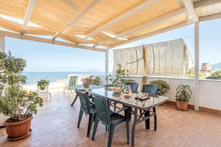 Holiday Home "Finestra Sul Mare" with Sea View, Wi-Fi & Air Conditioning — photo 2