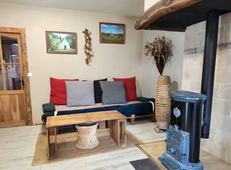 Cottage with patio & BBQ — photo 3
