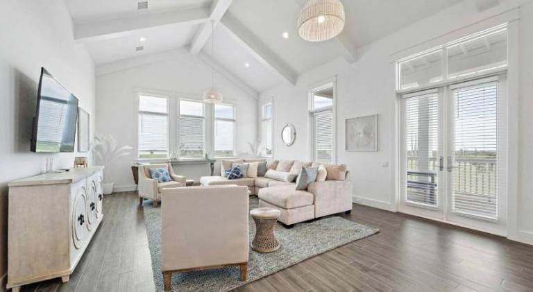 House with barbecue in Galveston, TX