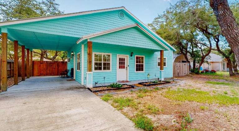 House with 2 rooms for 4 persons in Rockport, TX