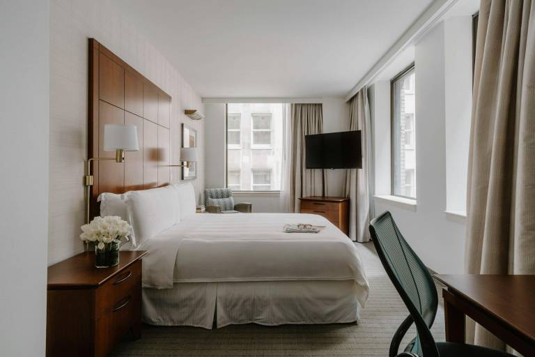 Club Quarters Hotel, Central Loop — photo 2